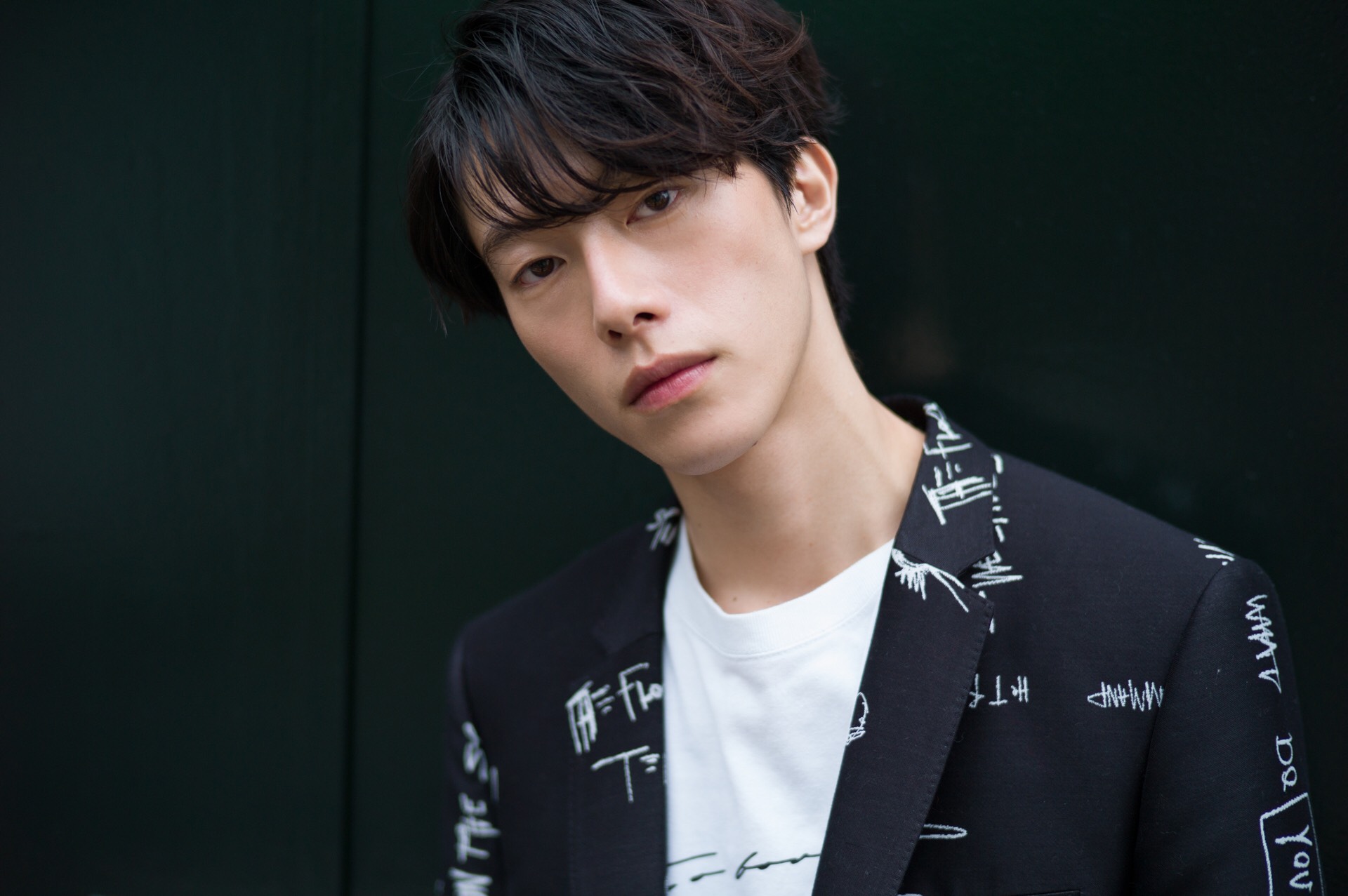 浅利琳太郎wiki 経歴 や彼女は 韓国風塩顔イケメン 坂口健太郎に似てる