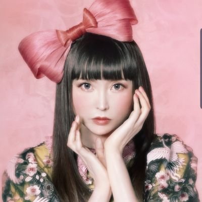Torico 映画監督 の年齢や本名や彼氏結婚は 作品や髪型画像 高校大学は 経歴プロフィール